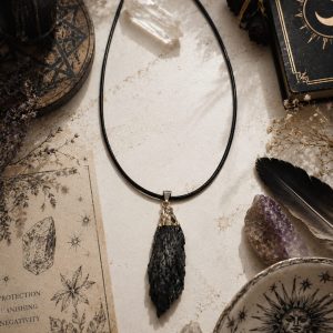 Collar Escoba de Bruja