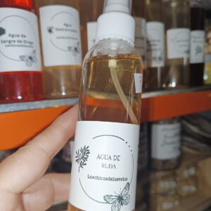 Agua de Ruda