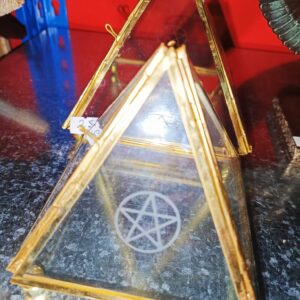 Pirámide de Cristal pequeña