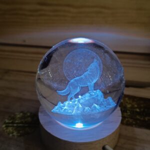 Esfera Cristal Lobo Tallado Láser