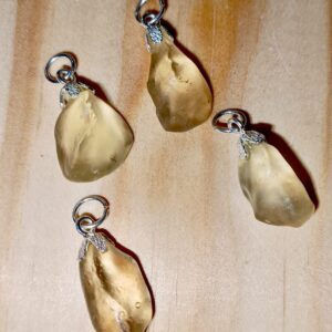 Colgante cristal líbico