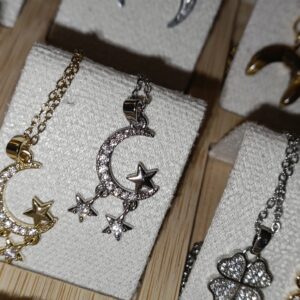 Collar Luna y Estrellas plateado