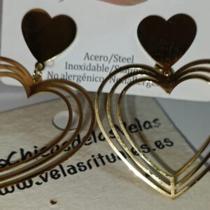 Pendientes corazón dorado