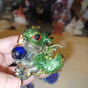 Dragón mediano verde