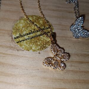 Collar mariposa dorada