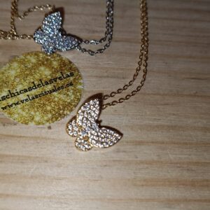 Collar mariposa dorada
