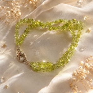 Pulsera Olivino chip - Peridoto (doble y cierre de plata)