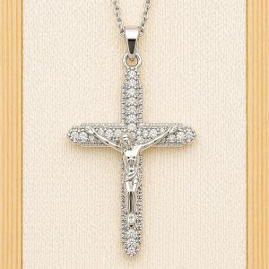 Collar cruz plaetada