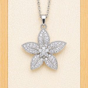 Collar Flor plateada