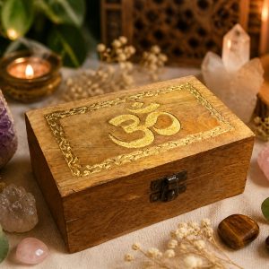 caja de madera Om