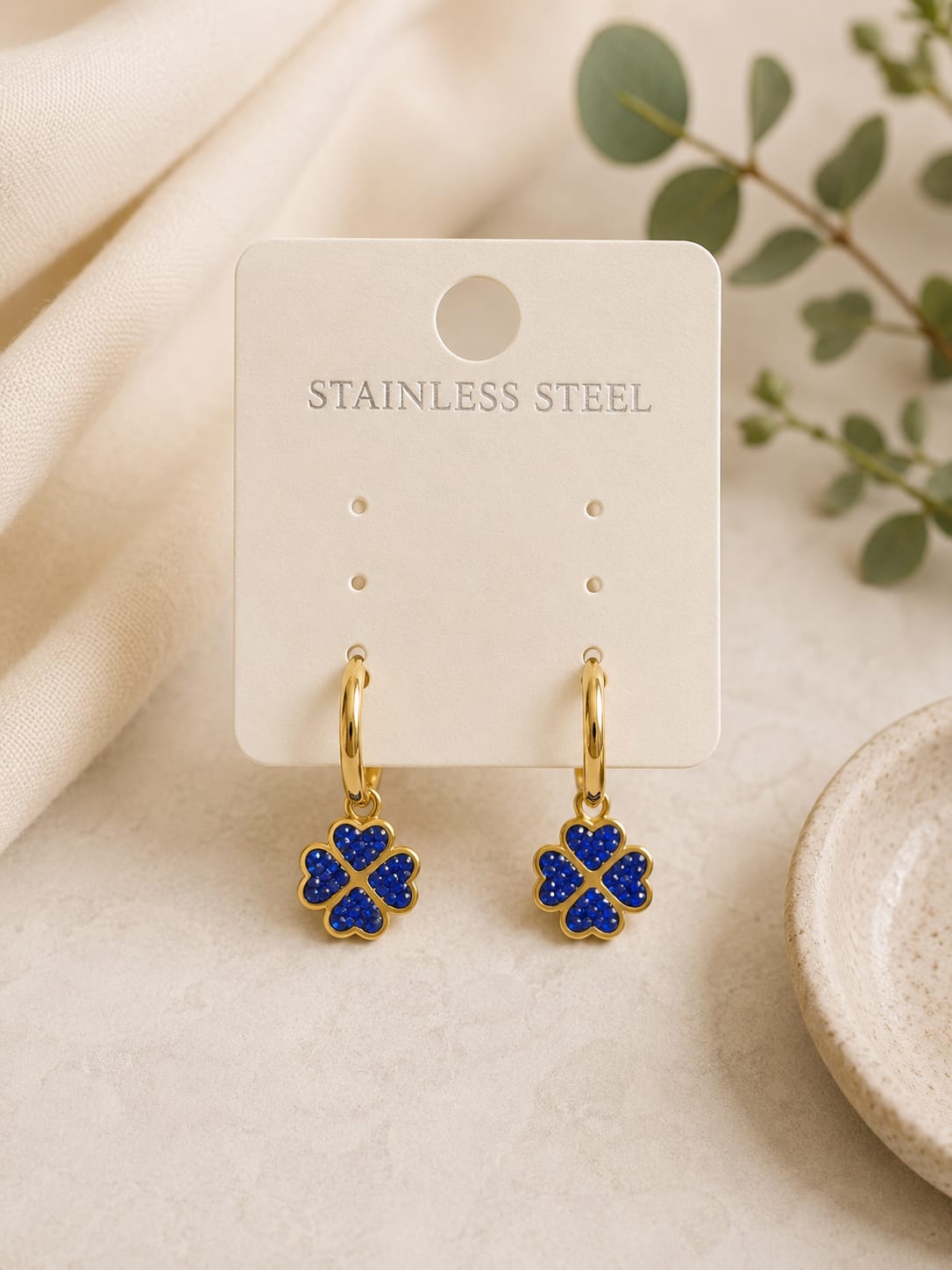 Pendientes trébol azul