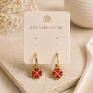 Pendientes trébol rojo