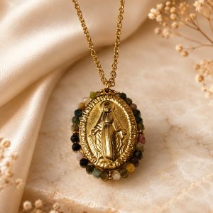Medalla Virgen Milagrosa con piedras facetadas