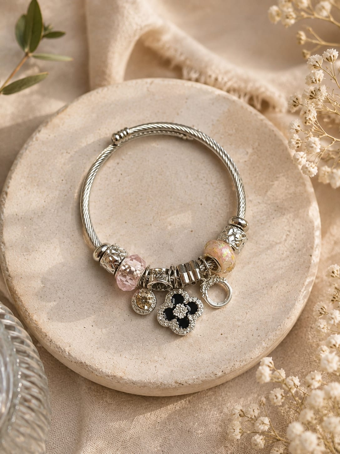pulsera trébol negro