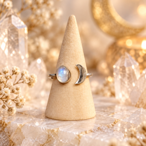 Anillo de Piedra Luna plata y luna creciente ajustable - Intuición, Ciclos y Protección
