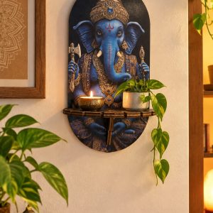 Altar de Pared con Ganesh azul y estanteria