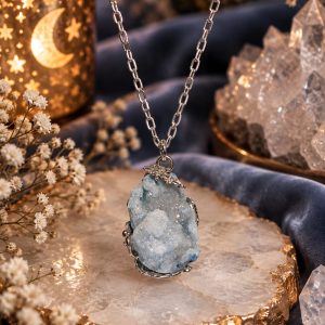 Colgante Druzy Azul claro     Calma, Armonía y Luz
