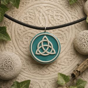 collar celta triqueta turquesa